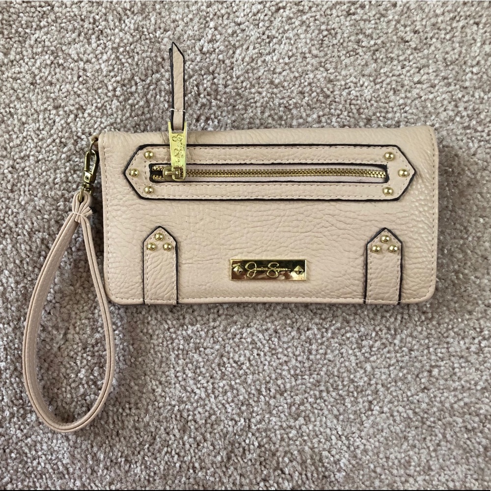 Jessica Simpson wallet
